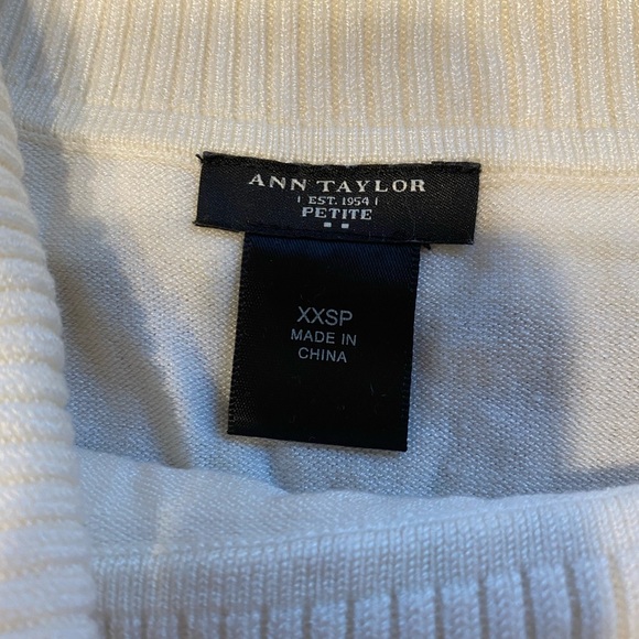 Ann Taylor Sweater - Picture 2 of 7
